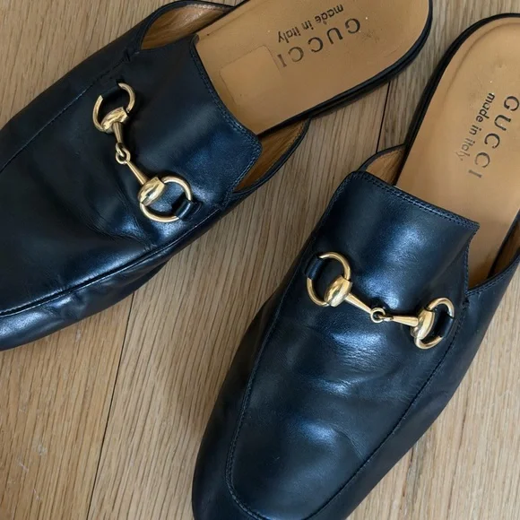 Gucci Black Leather Mules with Gold Bit Detail - Picture 1 of 3